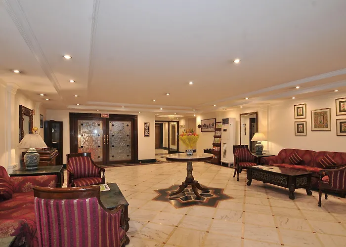 Qutub Residency Hotel New Delhi